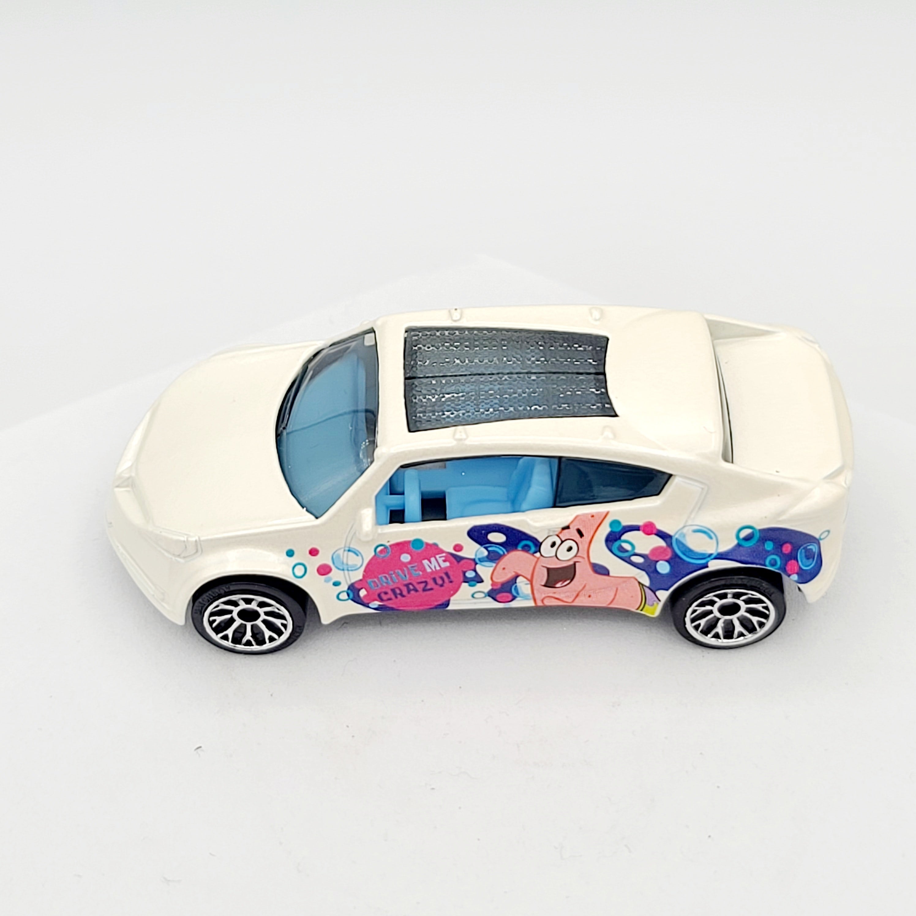 Matchbox Pontiac Piranha concept - Patrick Star (2010 MBX Spongebob Squarepants)